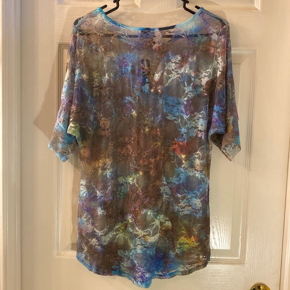 NEW DIRECTIONS Blue Combo Mesh Fun Sheer Top NWTs - Picture 7 of 11